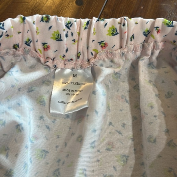 Style 5 Skirt Womens Size Med Pink Floral Decorative Buttons Pull On New‎ NWT - Picture 4 of 5